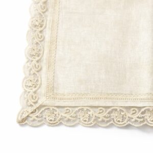 Firkantet duk med Macrame Blonde - Retro