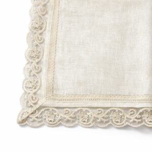 Firkantet duk med Macrame Blonde - Burro Old
